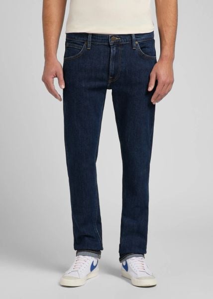 LEE MĘSKIE SPODNIE JEANSOWE LEE DAREN ZIP FLY DEEP DARK STONE 112144406. Spodnie materiałowe męskie Lee, bez wzorów, z jeansu. Za 199.99 zł.