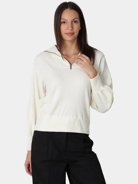 Sweter damski Luhta Eikkula. Brązowe golfy damskie Luhta, s, bez wzorów, z materiału, bez ramiączek. Za 305.57 zł.