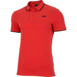 T-shirt męski TSM024 - czerwony. Czerwone t-shirty męskie 4f, m, bez wzorów, z bawełny, bez kołnierzyka. W wyprzedaży za 34.99 zł.