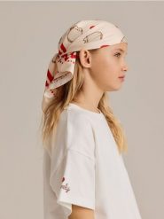 Apaszka Pusheen - złamana biel. Chusty i apaszki dziecięce Reserved, z tkaniny. Za 35.99 zł.