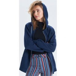 Rozpinana bluza z kapturem - Granatowy. Niebieskie bluzy z kapturem damskie Cropp, l. Za 89.99 zł.