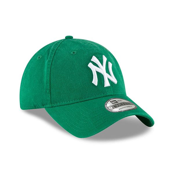 Czapka z daszkiem New Era 9TWENTY MLB Core Classic 2.0 New York Yankees. Zielone czapki męskie New Era, bez wzorów, casualowe. Za 183.00 zł.