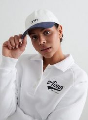 Damska czapka z daszkiem bawełniana regulowana Small Logo złamana biel. Białe czapki z daszkiem damskie Aim'n, bez wzorów, z bawełny. Za 51.00 zł.