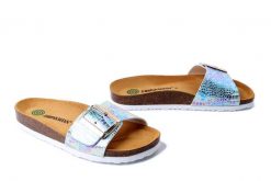 DR. BRINKMANN 700674-55 hellblau, klapki damskie. Niebieskie klapki damskie Dr. Brinkmann, bez wzorów, bez obcasa. Za 163.92 zł.