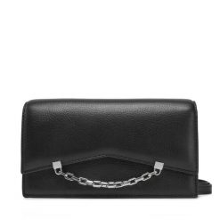 Torebka KARL LAGERFELD. Czarne listonoszki damskie Karl Lagerfeld, bez wzorów, bez dodatków. Za 559.99 zł.