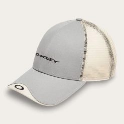 Czapka z daszkiem unisex Oakley CLASSIC TRUCKER szara FOS901343-28S. Szare czapki męskie Oakley, bez wzorów, klasyczne. Za 163.70 zł.