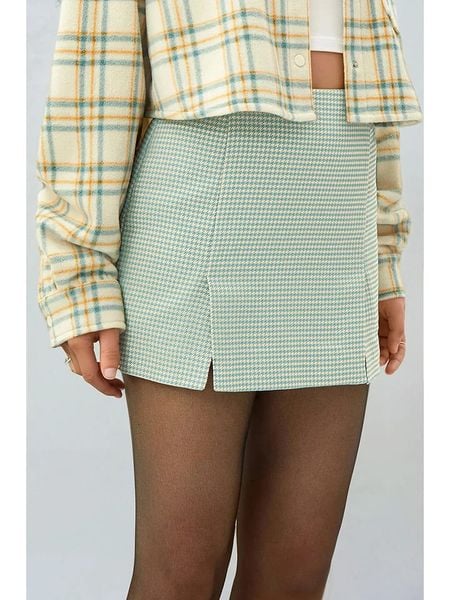 Weekday Spódnica w kolorze zielonym rozmiar: 36. Zielone spódniczki damskie Weekday, bez wzorów, z podwyższonym stanem, mini, proste. Za 60.99 zł.