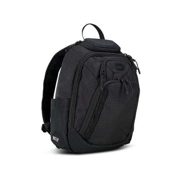 Plecak Ogio Renegade Rustler 24. Czarne plecaki damskie Ogio, bez wzorów. Za 491.45 zł.