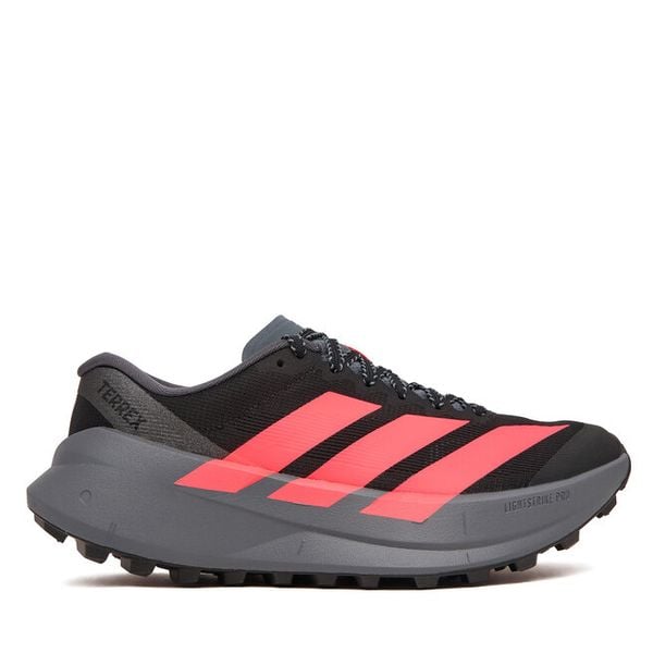 Trekkingi adidas. Czarne obuwie trekkingowe damskie Adidas. Za 699.99 zł.