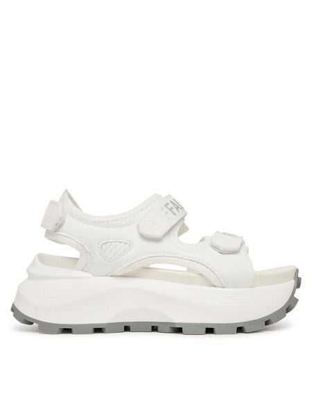 Buffalo Sandały Manhatten SND 1602368 Biały. Białe sandały damskie Buffalo, bez wzorów, z materiału, bez obcasa, na płaskiej podeszwie. Za 389.99 zł.