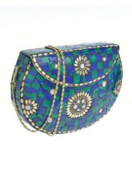 BLE Torebka w kolorze zielono-niebieskim - 18 x 16 x 5 cm rozmiar: onesize. Niebieskie torebki klasyczne damskie BLE, bez wzorów, z materiału, bez dodatków. Za 77.95 zł.