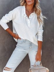 Milan Kiss Koszulka w kolorze białym rozmiar: XL. Białe bluzki damskie Milan Kiss, xl, bez wzorów, bez kołnierzyka, bez ramiączek. Za 130.99 zł.