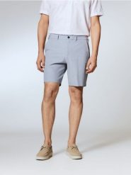 Szorty regular fit - jasnoniebieski. Niebieskie szorty męskie Reserved, z bawełny, bez kołnierzyka. Za 129.99 zł.