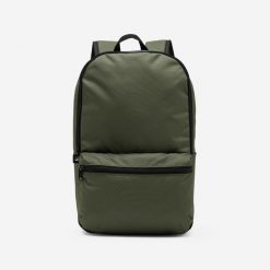 Plecak Commute 100, 15 L z kieszenią na laptopa. Zielone plecaki damskie Decathlon, bez wzorów, z materiału. Za 24.99 zł.