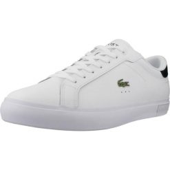 Tenisówki Lacoste Model Powercourt Kolor Biały. Białe trampki i tenisówki męskie Lacoste, bez wzorów, ze skóry, bez zapięcia. Za 443.40 zł.