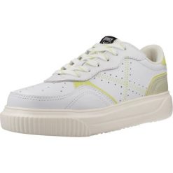 Buty MUNICH SUGGAR Biały. Białe obuwie treningowe damskie munich, na fitness i siłownię. Za 369.99 zł.