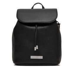 Torebka KARL LAGERFELD. Czarne torebki klasyczne damskie Karl Lagerfeld, bez wzorów, bez dodatków. Za 849.99 zł.