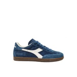 Sneakersy Diadora Trainer Hairy. Niebieskie szorty męskie Diadora, bez wzorów, z materiału, klasyczne. Za 490.00 zł.