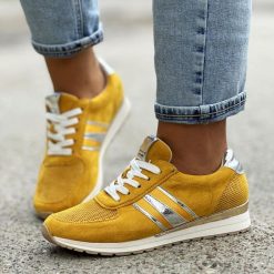 Żółte sneakersy damskie, półbuty M.Daszyński 2169-2. Żółte półbuty damskie M.Daszyński, bez wzorów, ze skóry, bez obcasa, na obcasie. Za 119.00 zł.