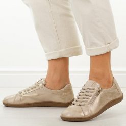 Złote skórzane półbuty damskie barefoot M.Daszyński Ol38-4. Żółte półbuty damskie M.Daszyński, bez wzorów, z jeansu, klasyczne, bez obcasa, na płaskiej podeszwie. W wyprzedaży za 206.10 zł.