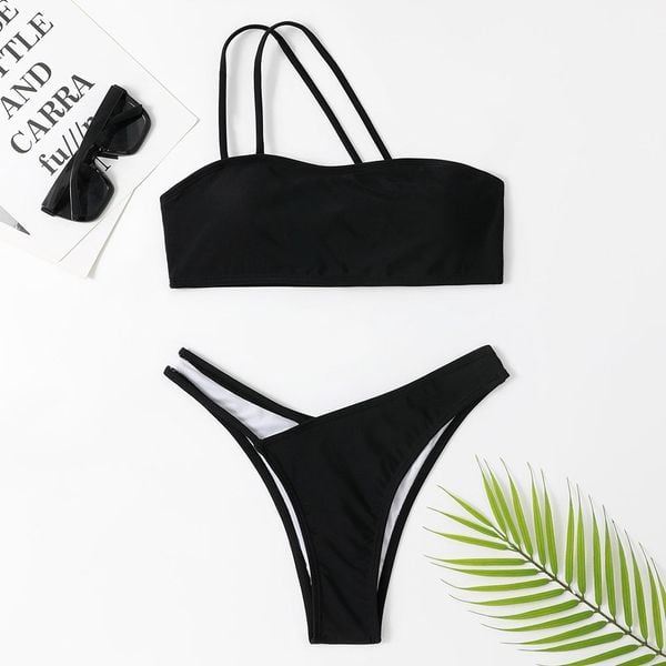 Bikini bandeau na plażę i lato z elastycznego materiału Mihane. Czarne bikini damskie Intica, bez wzorów. Za 129.00 zł.