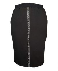 Czarna dresowa spódnica Bea na gumce OSTATNIE SZTUKI PLUS SIZE XXL. Czarne spódniczki damskie Moda Size Plus Iwanek, l, z aplikacjami, z bawełny, eleganckie, plus size, midi. W wyprzedaży za 49.90 zł.