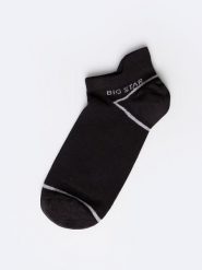 BIG STAR Skarpety w kolorze czarnym rozmiar: 43-46. Czarne skarpetki męskie Big Star, bez wzorów, ze splotem. Za 21.99 zł.