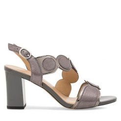 Sandały Lasocki. Szare sandały damskie Lasocki, bez wzorów, bez obcasa, na słupku. Za 229.99 zł.