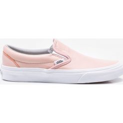 Vans - Tenisówki. Czerwone trampki i tenisówki damskie Vans, bez wzorów, z gumy. W wyprzedaży za 199.90 zł.