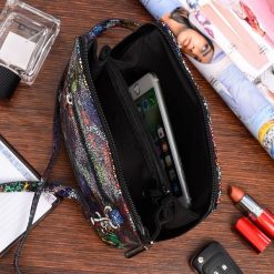 Vera Pelle Torebka Skórzana mała listonoszka motyw motyli K03. Torby na laptopa damskie bez wzorów, z lakierowanej skóry, lakierowane. Za 109.99 zł.