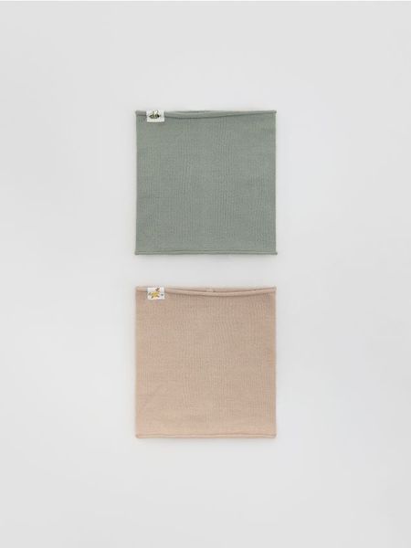 Dzianinowy komin z wiskozą 2 pack - wielobarwny. Szaliki dziecięce Reserved, z dzianiny, bez ramiączek. Za 39.99 zł.