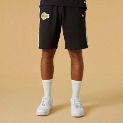 Krótki Los Angeles Lakers. Czarne szorty męskie New Era, bez wzorów, z bawełny. Za 242.65 zł.