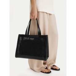 Torebka Nine West. Czarne torebki klasyczne damskie Nine West, bez wzorów, bez dodatków. Za 289.99 zł.