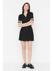 Trendyol Spódnica w kolorze czarnym rozmiar: 38. Czarne spódniczki damskie Trendyol, bez wzorów, mini. Za 74.11 zł.