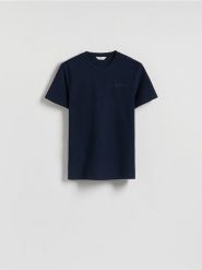 Strukturalny t-shirt slim - granatowy. Niebieskie t-shirty męskie Reserved, l, bez wzorów, z bawełny, bez kołnierzyka. Za 69.99 zł.