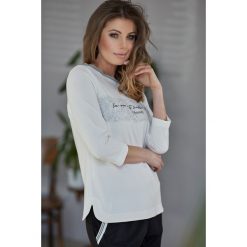 Komplet bluzka + spodnie a267. Bluzki sportowe damskie La' Aurora, m, z aplikacjami. W wyprzedaży za 179.00 zł.