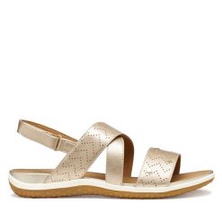 Sandały Geox. Żółte sandały damskie Geox, bez wzorów, bez obcasa, na płaskiej podeszwie. Za 359.99 zł.