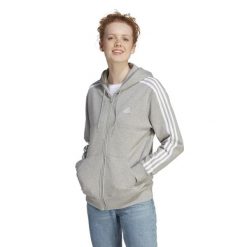 Bluza z kapturem damska Adidas Gym & Pilates. Białe bluzy sportowe damskie Adidas, m, z bawełny. W wyprzedaży za 189.99 zł.
