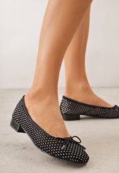 Czarne Siateczkowe Balerinki ze Skórzaną Wkładką Cyrkoniami i Kokardą Ravalana. Czarne baleriny damskie Born2be, z aplikacjami, z jeansu, bez obcasa. Za 69.99 zł.