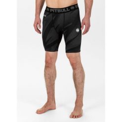 Spodenki męskie Pitbull kompresyjne Dot Camo II. Szare szorty męskie PITBULL, bez kołnierzyka. Za 139.00 zł.