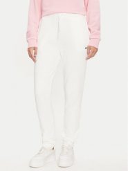 Lacoste Spodnie dresowe XF9216 Écru Regular Fit. Spodnie dresowe damskie Lacoste, bez wzorów, z bawełny. Za 379.99 zł.
