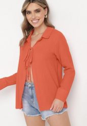 Pomarańczowa Bawełniana Bluzka z Kołnierzykiem i Wiązaniem z Przodu Abilla. Brązowe bluzki damskie Born2be, m, bez wzorów, z bawełny, eleganckie, bez kołnierzyka, bez ramiączek. Za 109.99 zł.