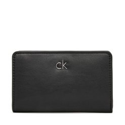 Portfel Calvin Klein. Czarne portfele damskie CALVIN KLEIN, bez wzorów. Za 229.99 zł.