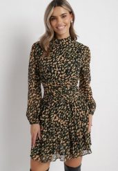 Beżowo-Zielona Rozkloszowana Sukienka Mini w Modny Print Ozdobiona Brokatem Ifigentta. Brązowe sukienki damskie Born2be, na imprezę, l, bez wzorów, bez kołnierzyka, bez ramiączek, mini, rozkloszowane. W wyprzedaży za 159.99 zł.
