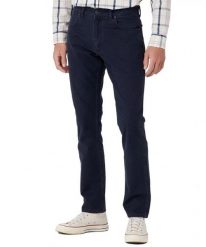 WRANGLER GREENSBORO MĘSKIE SPODNIE MATERIAŁOWE JEANSY DARK NAVY W15QDRXAE 112334235. Niebieskie jeansy męskie Wrangler. Za 229.99 zł.