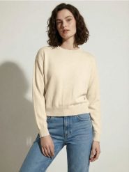 Lekki sweter basic - kremowy. Białe swetry klasyczne damskie Sinsay, l, bez kołnierzyka. Za 39.99 zł.