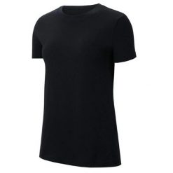 Koszulka z krótkim rękawem damska Nike SS TEE CZ0903 010. Czarne bluzki sportowe damskie Nike, m, bez wzorów, z materiału, bez ramiączek. Za 107.90 zł.