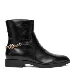 Botki Nine West. Czarne botki damskie Nine West, bez obcasa, na płaskiej podeszwie, bez zapięcia. Za 279.99 zł.