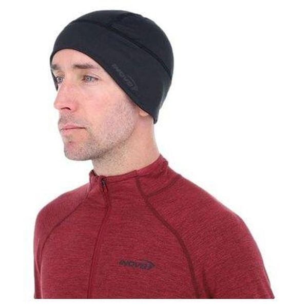 Czapka do biegania Inov-8 Running Beanie - black. Czarne czapki męskie Inov-8, bez wzorów, sportowe. Za 79.99 zł.