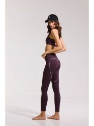 Onamaste Legginsy sportowe "Karma" w kolorze fioletowym rozmiar: L/XL. Różowe legginsy damskie Onamaste, l, bez wzorów, z materiału, z podwyższonym stanem, outdoorowe. Za 127.35 zł.